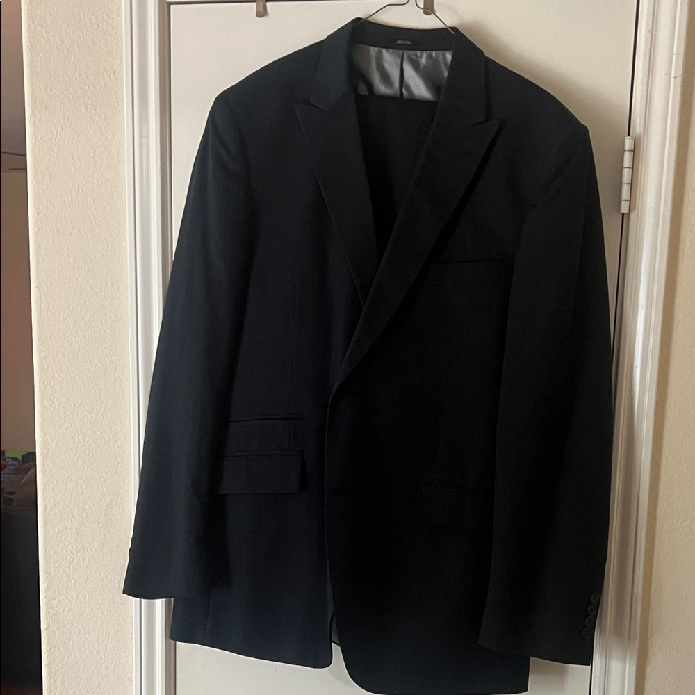 jf j.ferrar navy blue Suit